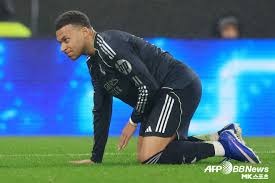 球队大腿受伤！斯普利特：阿夫迪亚的背伤是沉重打击，我很担心